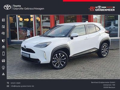 Gebraucht Toyota Yaris Hybrid Connect Style 116 PS (85 kW) 2023 Schneeweiß Limousine