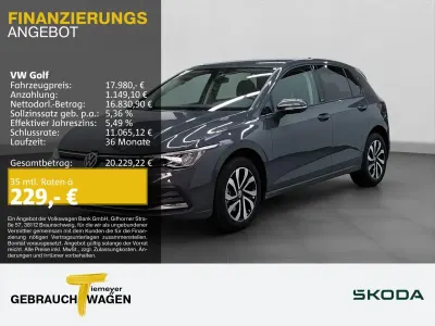 Gebraucht VW Golf VIII Active 131 PS (96 kW) 2022 Grau Limousine
