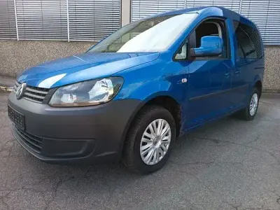 Gebraucht VW Caddy Trendline 102 PS (75 kW) 2015 Ravennablau Van / Kleinbus