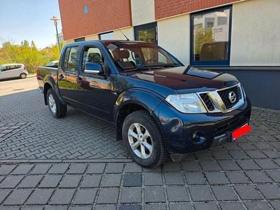 Second-hand Nissan Navara 190 CP (139 kW) 2011 Albastru Pickup