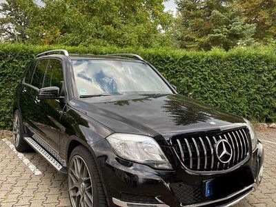 Schwarz Gebraucht 2013 Mercedes GLK220 SUV | 12.000 € (Fairer Preis)
