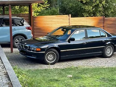 Gebraucht BMW 750L Luxury Line 326 PS (239 kW) 2000 Schwarz Limousine