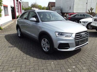 gebraucht Audi Q3 NAVI AHK SHZ 8X ALU S+W REIFEN