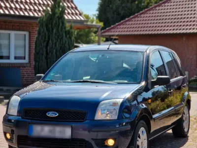 Gebraucht Ford Fusion 80 PS (58 kW) 2003 Blau Kleinwagen