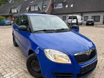 Gebraucht Skoda Fabia Classic 69 PS (50 kW) 2008 Blau Limousine