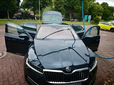Gebraucht Skoda Superb Style 200 PS (147 kW) 2023 Blau Limousine
