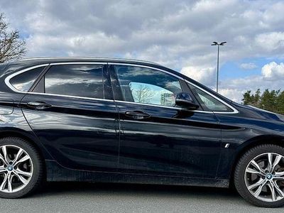 Gebraucht BMW 225 Active Tourer Luxury Line 224 PS (164 kW) 2017 Schwarz Van / Kleinbus