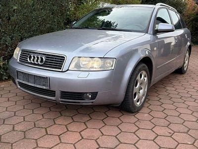 Second-hand Audi A4 Sport 163 CP (119 kW) 2004 Gri Break