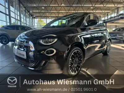 Gebraucht Fiat 500e La Prima 86 kW (118 PS) 2022 Schwarz Cabrio
