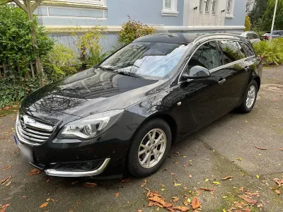 Gebraucht Opel Insignia 140 PS (102 kW) 2015 Schwarz Kombi