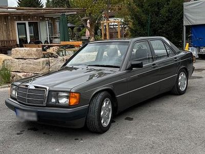 Gebraucht Mercedes 190 118 PS (86 kW) 1989 Grau Limousine