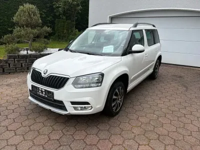 Gebraucht Skoda Yeti Active 110 PS (80 kW) 2015 Weiß SUV
