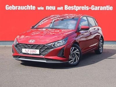 Neu Hyundai i20 79 PS (58 kW) 2025 Rot Kleinwagen