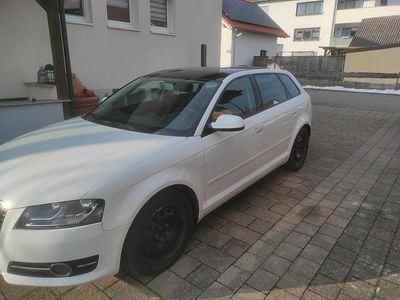 Gebraucht Audi A3 Sportback 140 PS (102 kW) 2012 Weiß Kleinwagen
