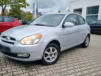 Gebraucht Hyundai Accent 97 PS (71 kW) 2007 Grau Kleinwagen