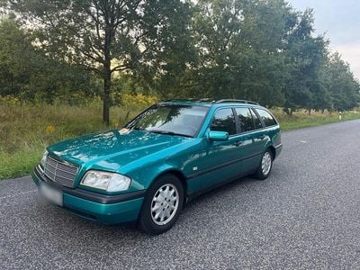 Mercedes C200