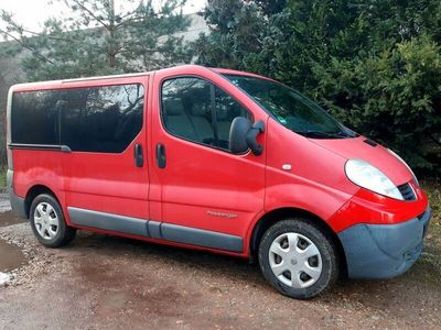 gebraucht Renault Trafic Passenger 2.0 dCi 115 PS L1H1 Doppelklima Navi AHK