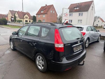 Gebraucht Hyundai i30 Edition+ 90 PS (66 kW) 2010 Schwarz Kombi