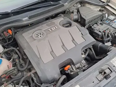 Gebraucht VW Polo Highline 90 PS (66 kW) 2012 Weiß Kleinwagen