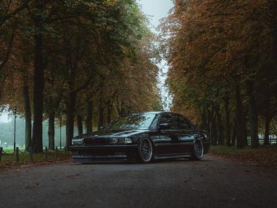 Gebraucht BMW 740 286 PS (210 kW) 1996 Blau Limousine