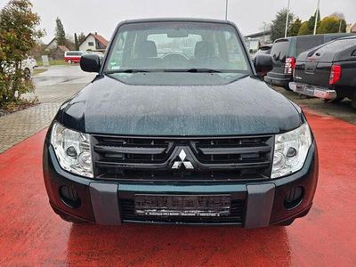 Second-hand Mitsubishi Pajero Inform 132 CP (97 kW) 2010 Andere SUV