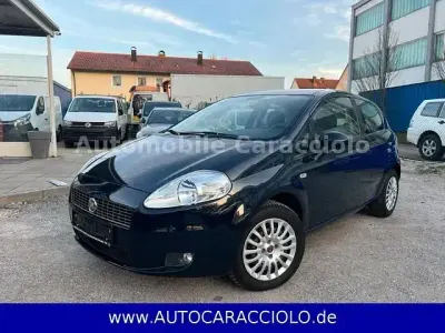 Gebraucht Fiat Grande Punto 78 PS (57 kW) 2009 Blau Kleinwagen