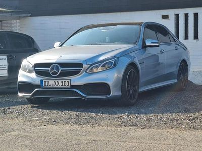 Mercedes E63 AMG