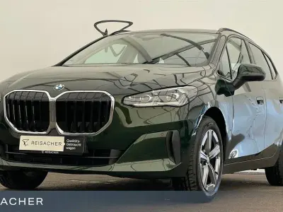 Gebraucht BMW 220 Active Tourer 156 PS (114 kW) 2025 Schwarz Van / Kleinbus