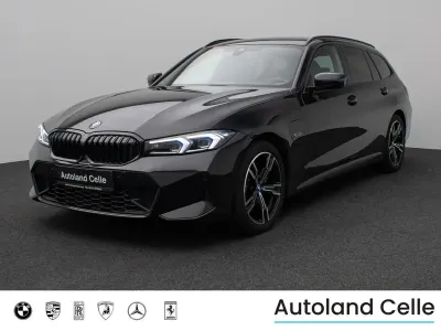 Gebraucht BMW 330e M Sport 292 PS (214 kW) 2023 Schwarz Limousine