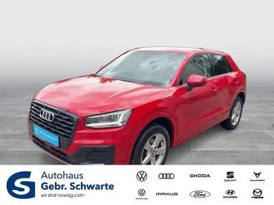 Gebraucht Audi Q2 Sport 116 PS (85 kW) 2017 Rot SUV