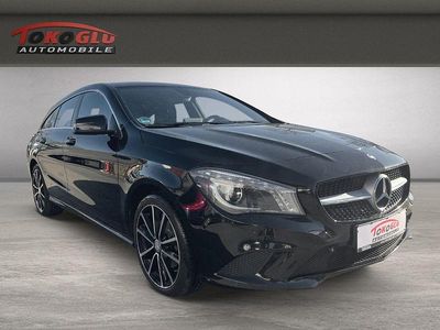 Usata Mercedes CLA180 Shooting Brake 122 CV (89 kW) 2015 Nero Station wagon