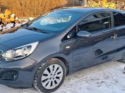 Gebraucht Kia Rio FIFA World Cup Edition 109 PS (80 kW) 2016 Grau Kleinwagen