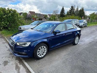 gebraucht Audi A3 Lim. attraction 1,4 Xenon Sitzheizung