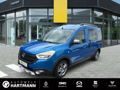 Gebraucht Dacia Dokker Stepway 131 PS (96 kW) 2020 Blau Van / Kleinbus