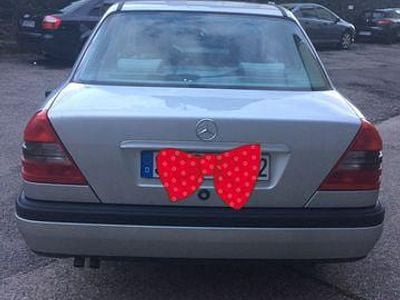 Gebraucht Mercedes 280 262 PS (192 kW) 1996 Silber Limousine