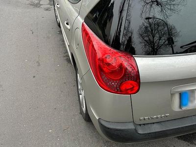 Gebraucht Peugeot 207 120 PS (88 kW) 2008 Silber Kombi