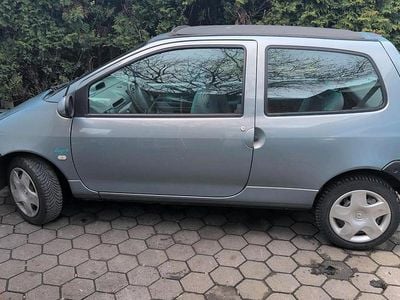 Gebraucht Renault Twingo 75 PS (55 kW) 2004 Silber Kleinwagen
