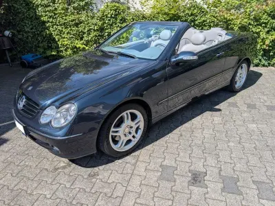 Gebraucht Mercedes CLK240 Avantgarde 170 PS (125 kW) 2003 Blau Cabrio