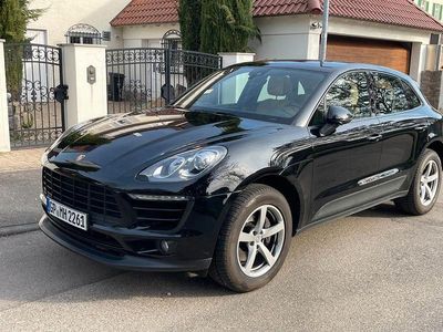 Gebraucht Porsche Macan 252 PS (185 kW) 2016 Schwarz SUV