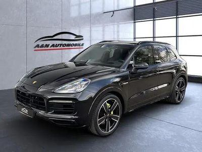 Second-hand Porsche Cayenne Sport 462 CP (339 kW) 2021 Negru SUV
