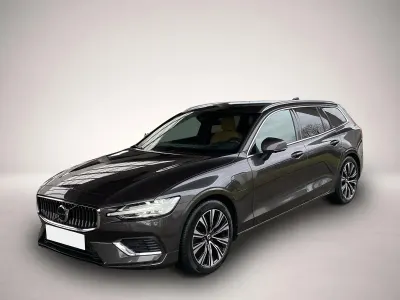 Gebraucht Volvo V60 Ultimate 455 PS (334 kW) 2022 Manufacturer Kombi