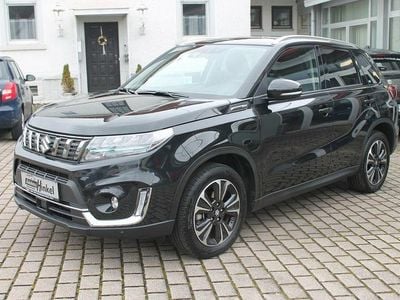 Gebraucht Suzuki Vitara Comfort+ 116 PS (85 kW) 2023 Schwarz SUV