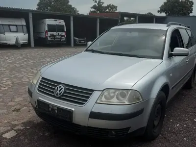 Gebraucht VW Passat 130 PS (95 kW) 2004 Silber Kombi