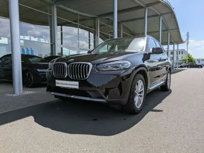 Gebraucht BMW X3 Sport Line 190 PS (139 kW) 2022 Schwarz SUV