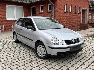 Gebraucht VW Polo 75 PS (55 kW) 2003 Silber Kleinwagen