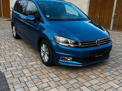 Gebraucht VW Touran Edition 116 PS (85 kW) 2017 Blau Van / Kleinbus
