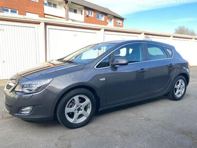 Gebraucht Opel Astra Sport 116 PS (85 kW) 2009 Grau Limousine