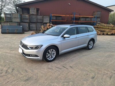 gebraucht VW Passat B8 2.0TDI BlueMotion DSG 4x SHZ Fahrmodi