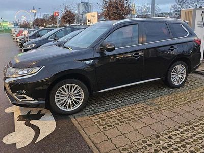 Mitsubishi Outlander P-HEV