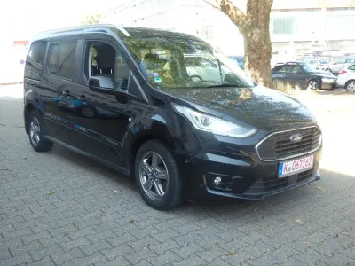 Gebraucht Ford Grand Tourneo Connect Titanium 120 PS (88 kW) 2019 Schwarz Van / Kleinbus